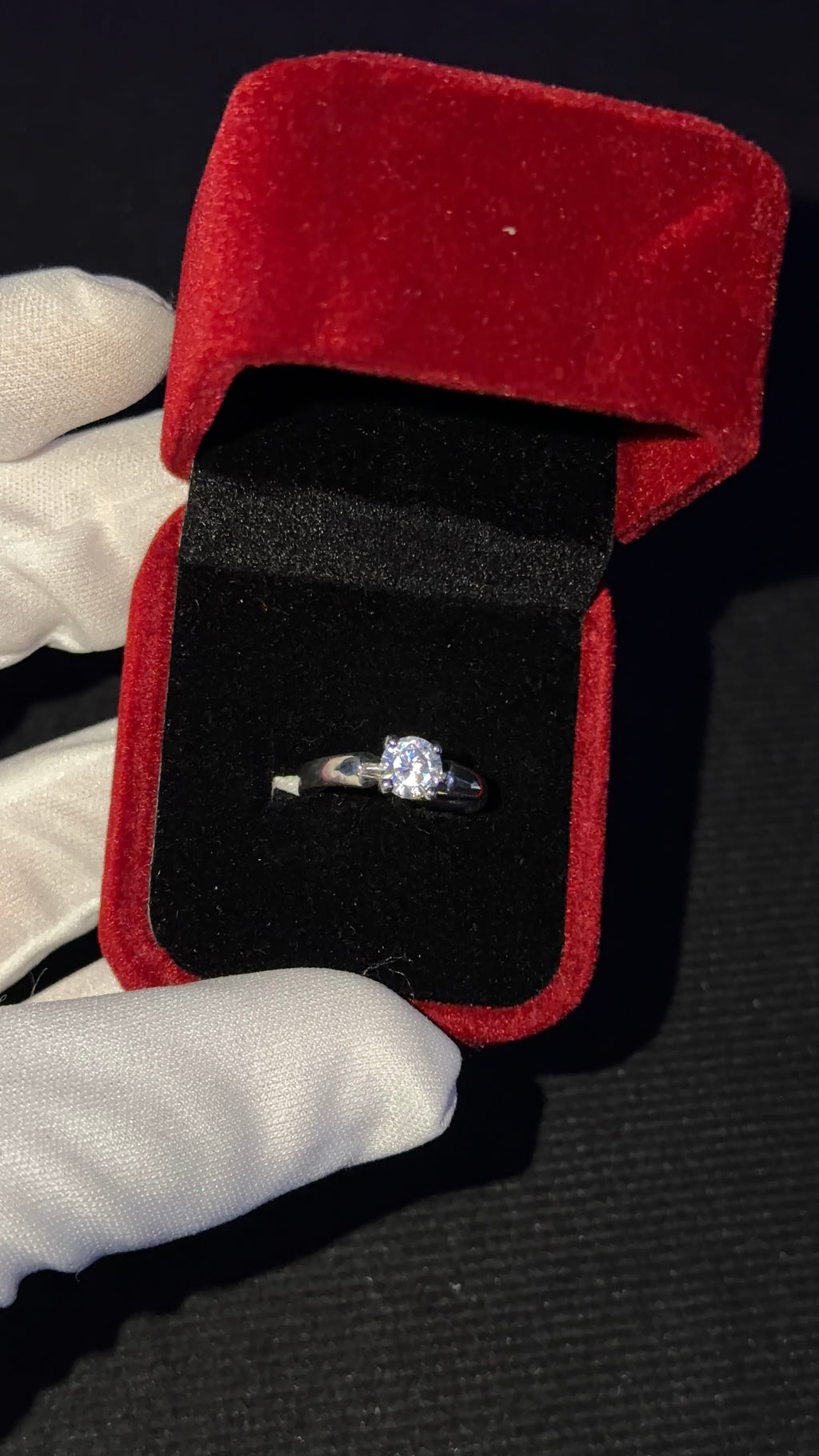 CALIENNA Classic Solitaire Silver Ring