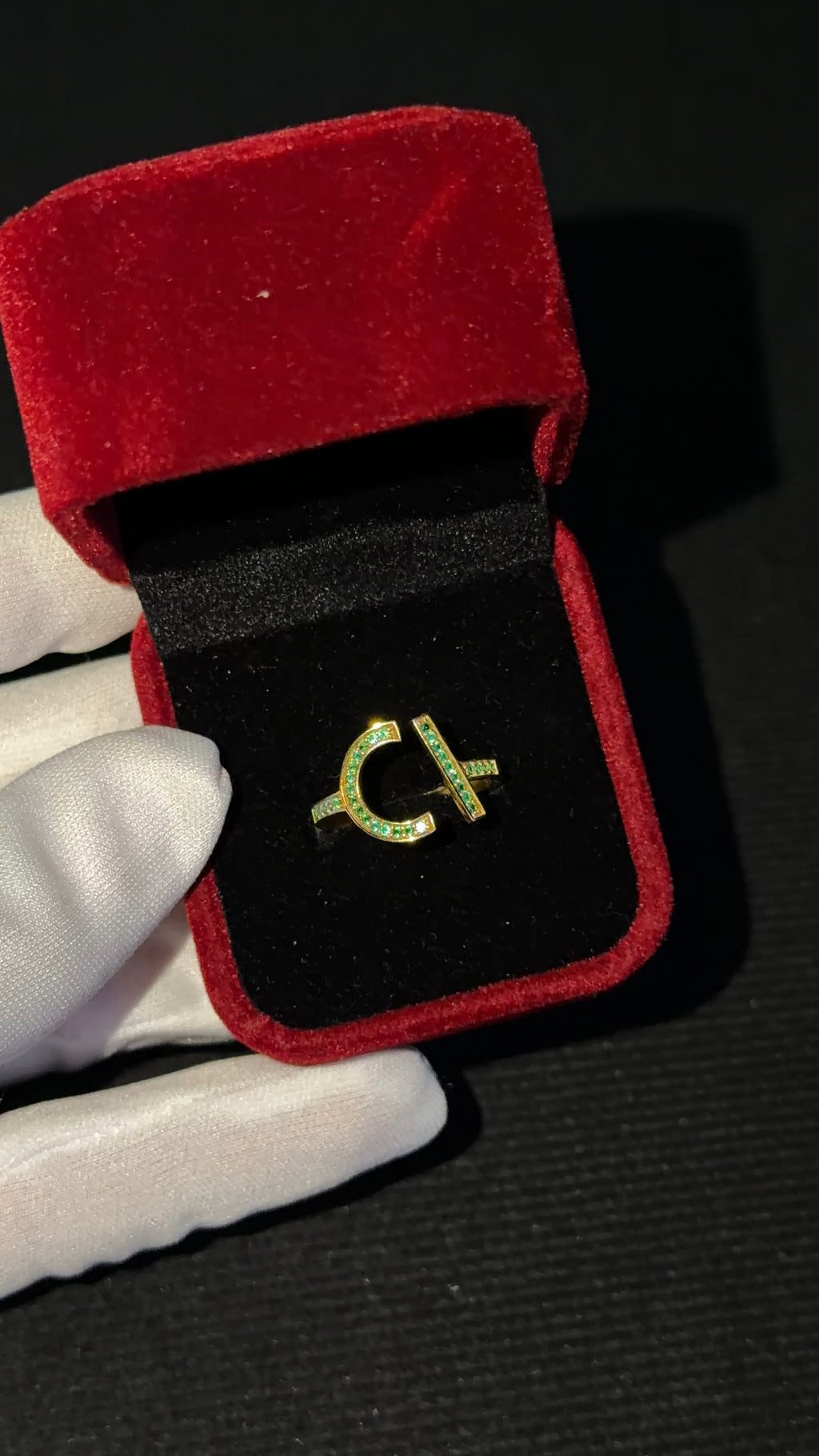 CALIENNA Signature Ring