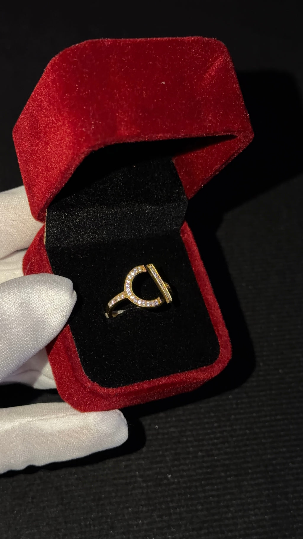 CALIENNA Signature Ring