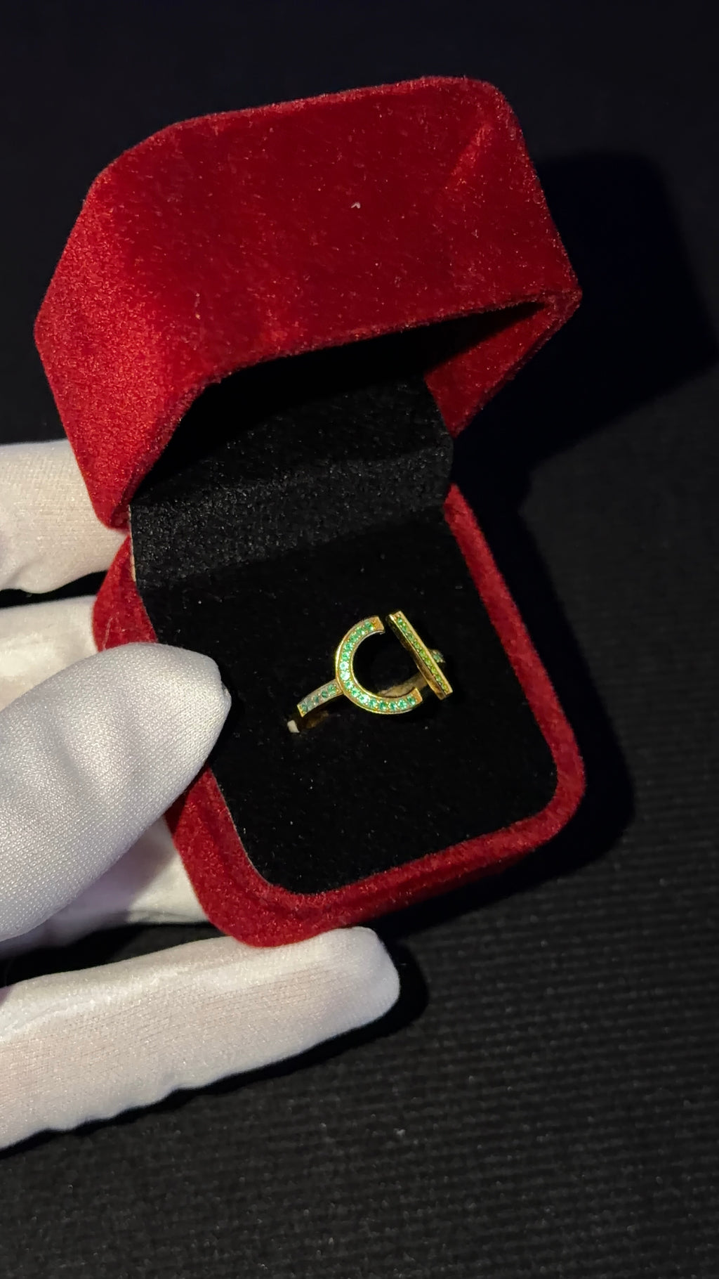CALIENNA Signature Ring