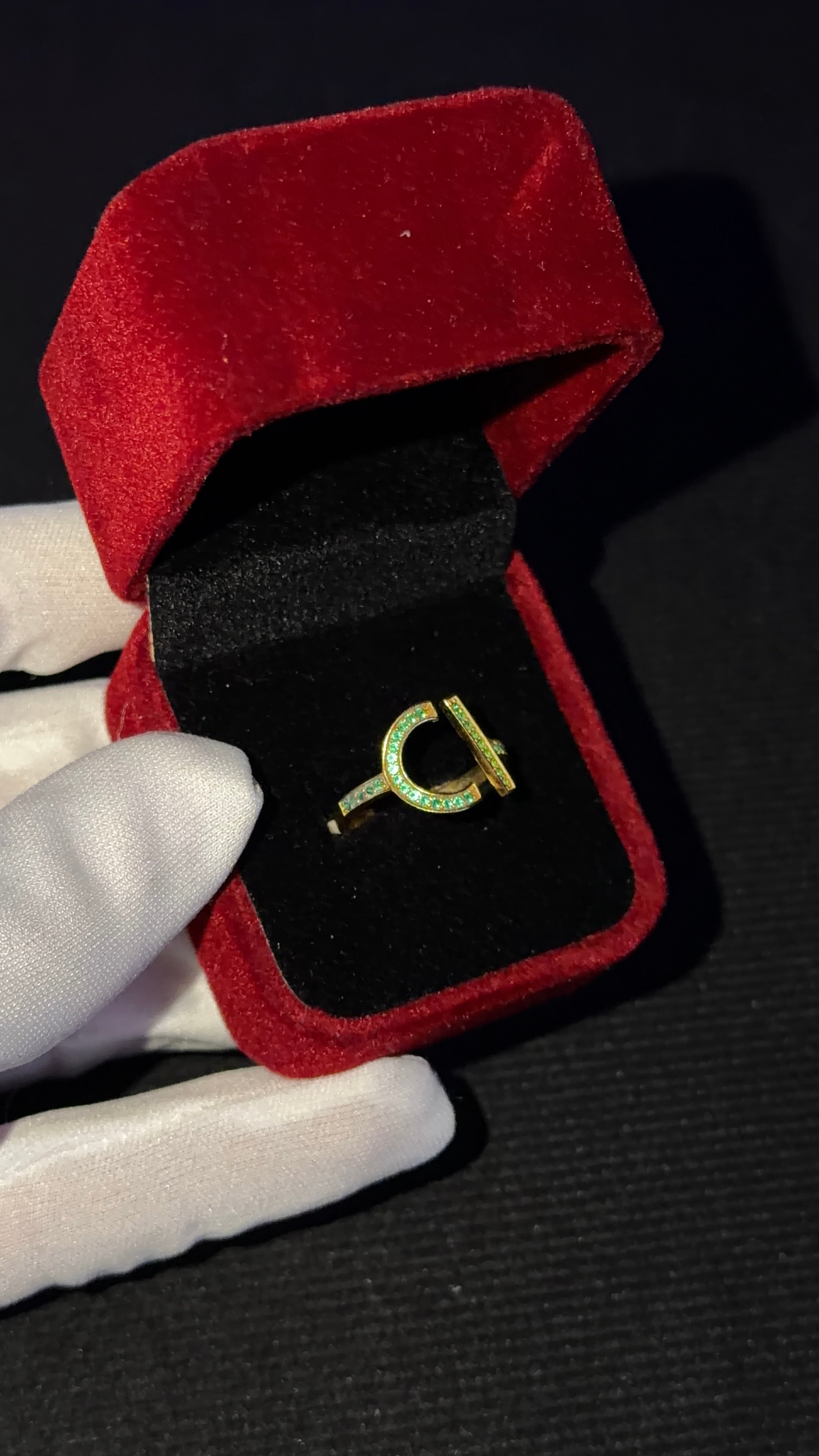 CALIENNA Signature Ring