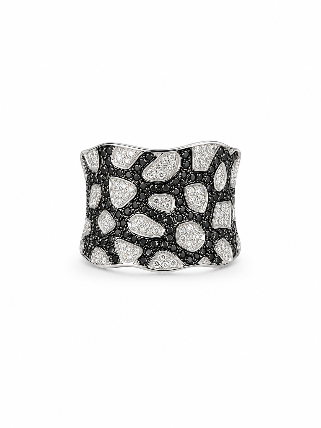 CALIENNA Luxury Silver Crystal Ring