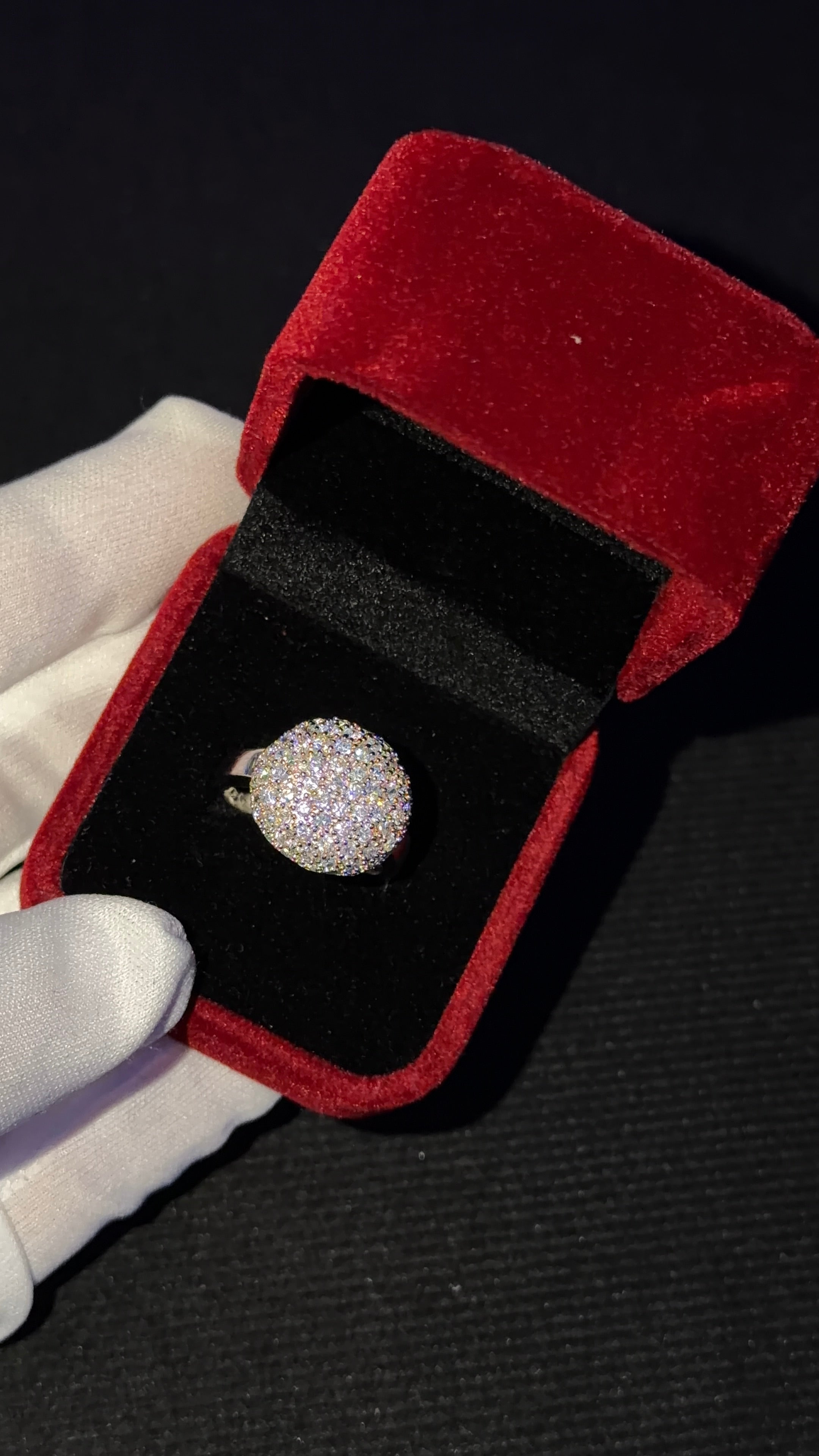 CALIENNA Sparkling Dome Silver Ring
