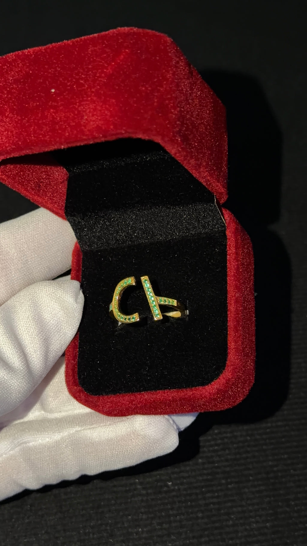 CALIENNA Signature Ring