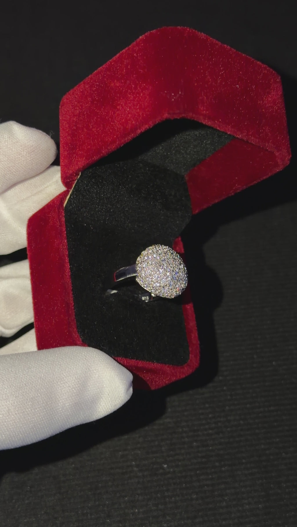 CALIENNA Sparkling Dome Silver Ring