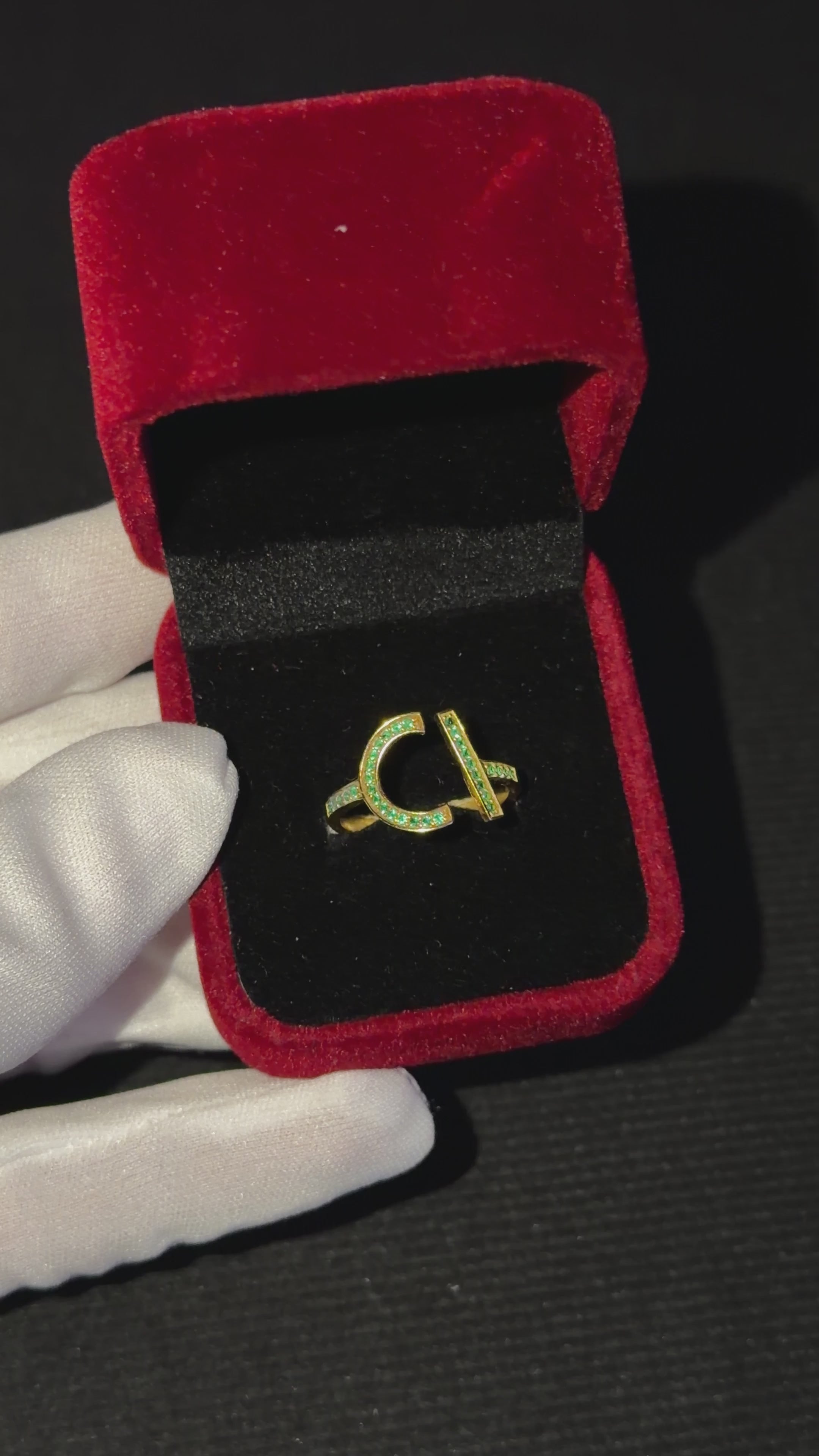 CALIENNA Signature Ring